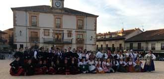 Imagen Valladolid y Burgos mostraron su folklore en el XII Festival de Danzas