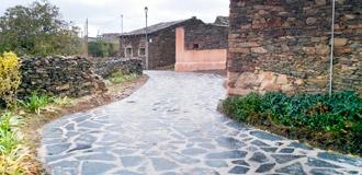 Imagen El Ayuntamiento finaliza la pavimentación de las obras en calle Iglesia de Serracín