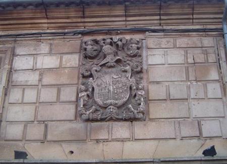 Escudo blasonado de los Sanz Merino