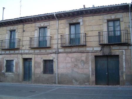 Imagen Casona (antaño a la familia del obispo de Orense) / Maesoft.